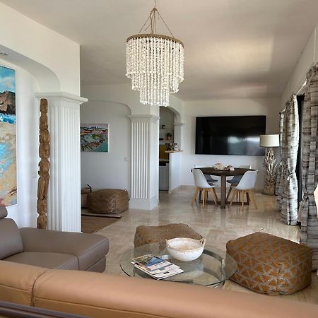 Premium Sea Front Apartment Ле-Лаванду Экстерьер фото